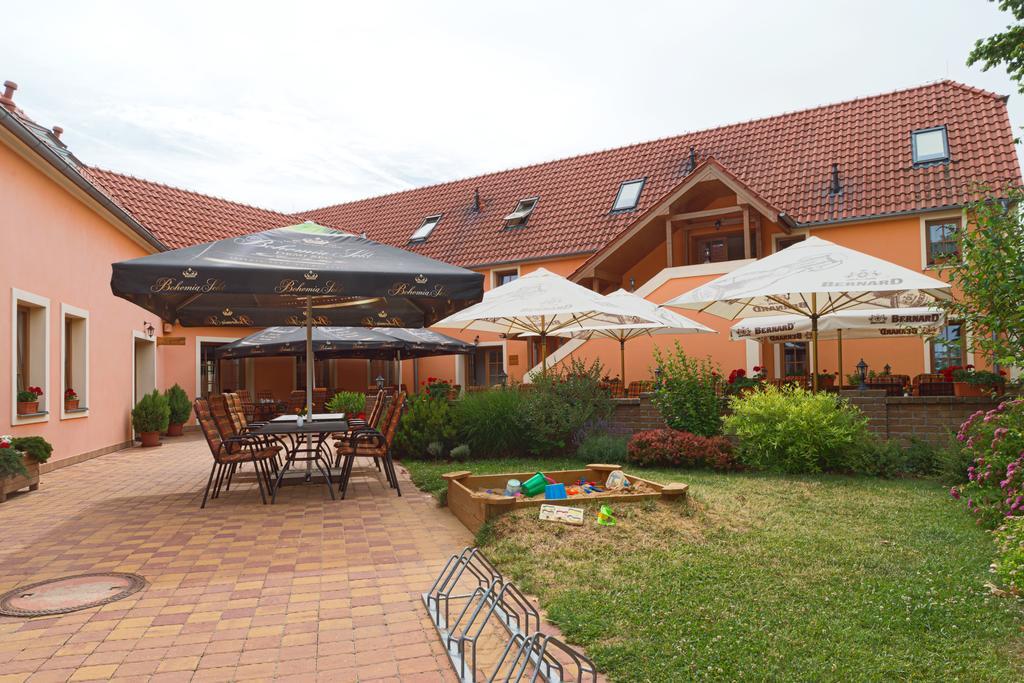 Hotel Pavlov Exterior photo